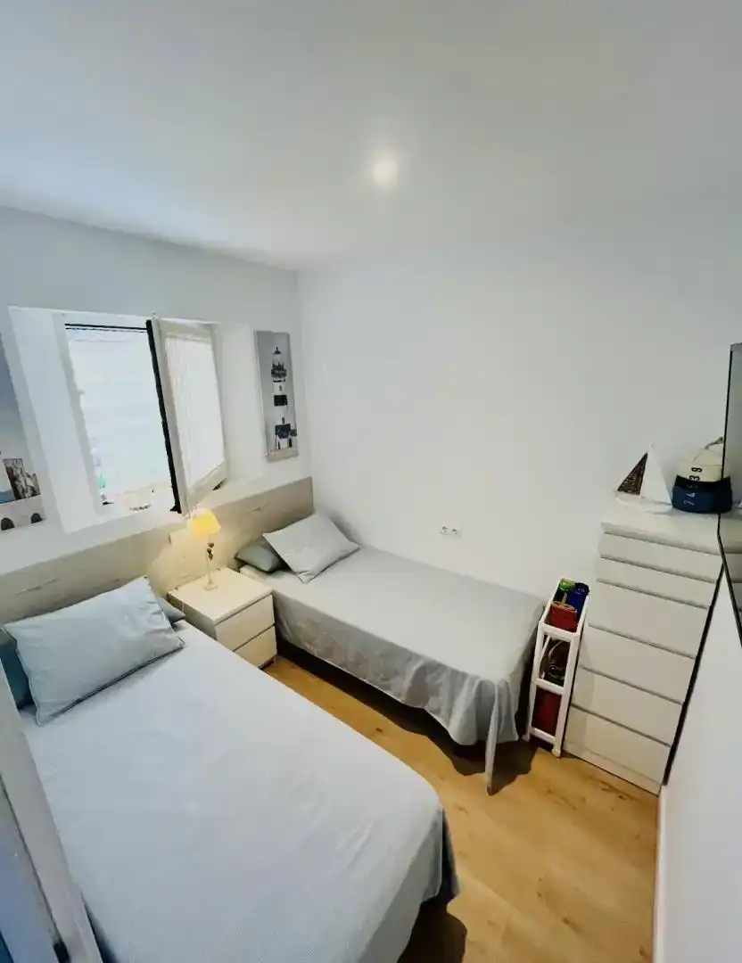 Schlafzimmer von Wohnung zur Miete in Palafrugell mit Privatgarten, Parkett und Schwimmbad