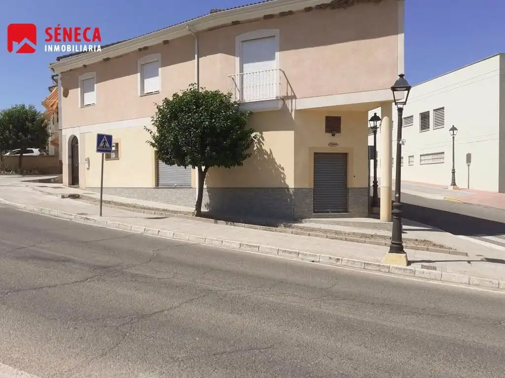 Business premises for sale in Almodóvar del Río