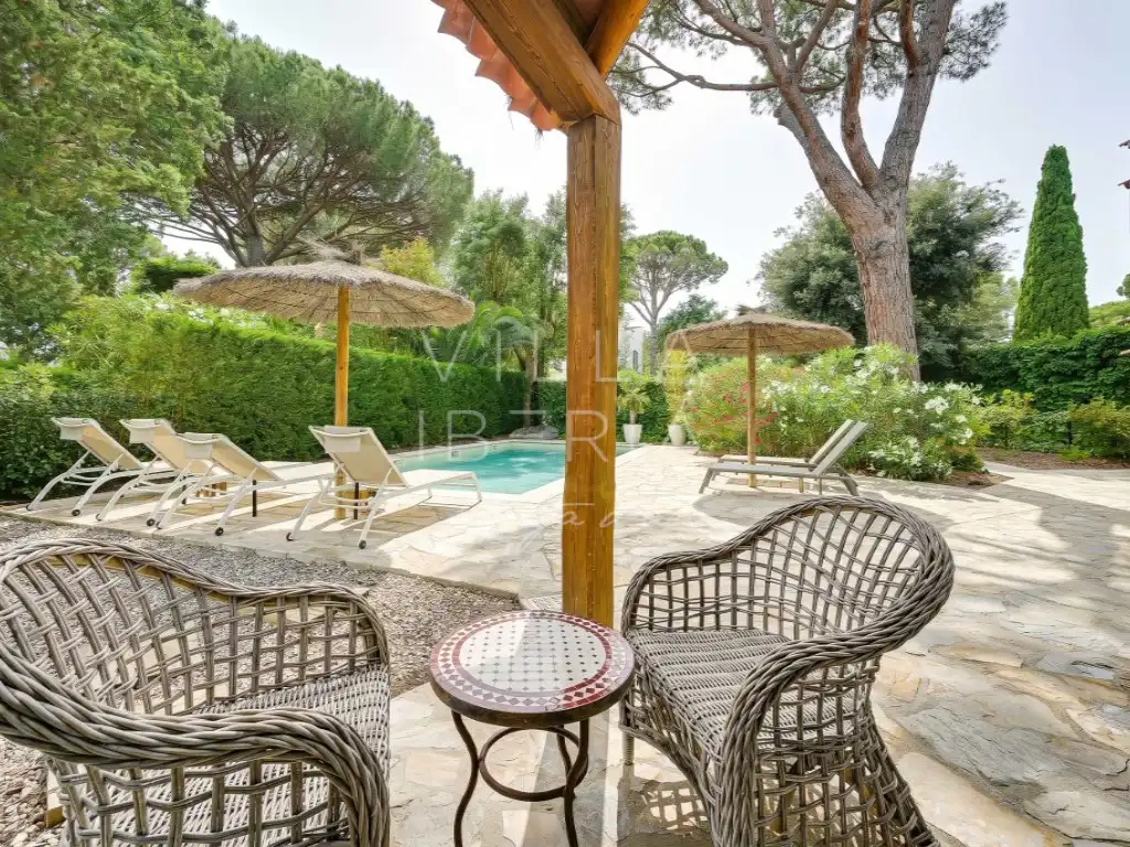 Garten von Haus oder Chalet zum Verkauf in Santa Cristina d'Aro mit Klimaanlage, Heizung und Privatgarten