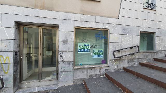 Local comercial en Alquiler en Errementari Kalea en Casco Viejo