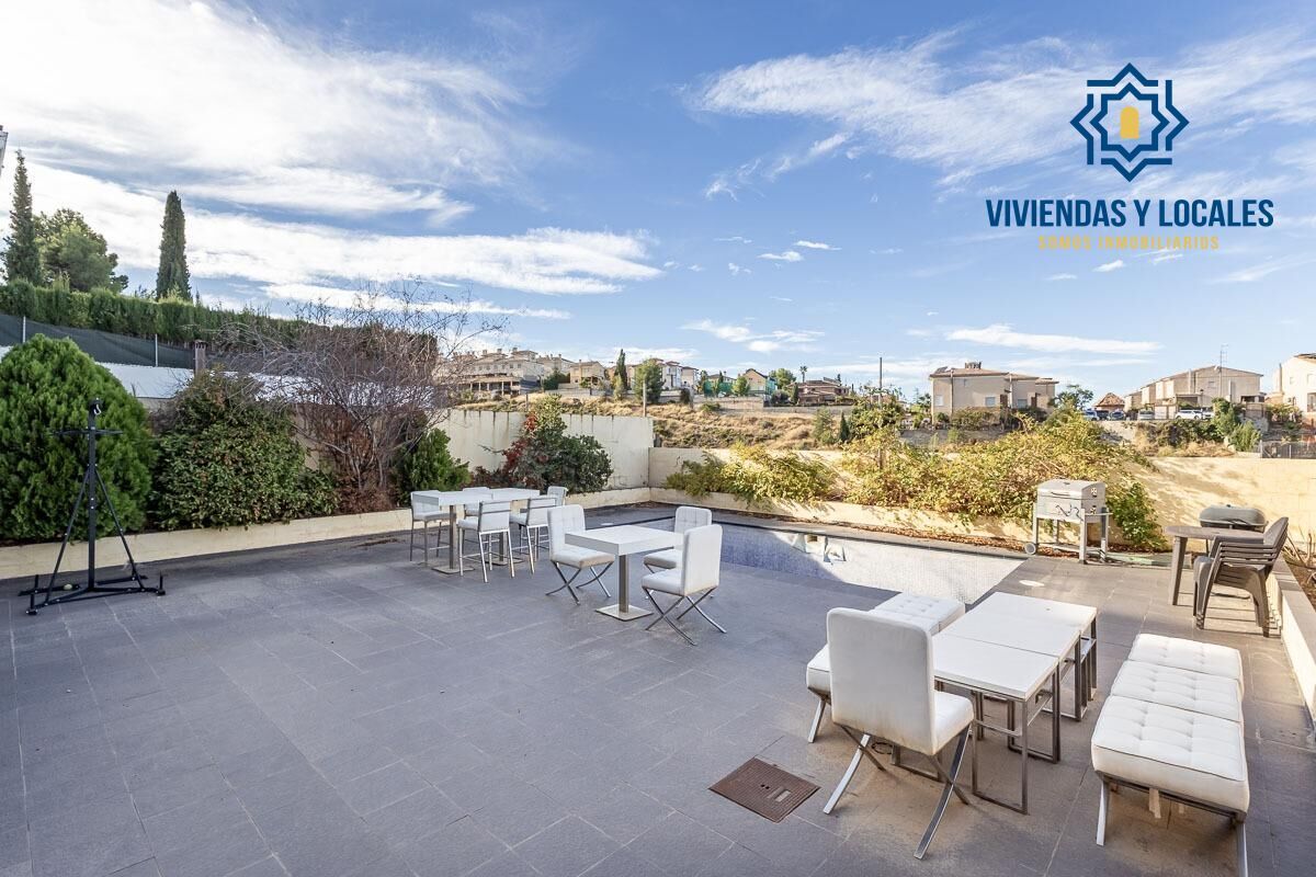 Terraza de Casa o chalet en venta en Monachil con Calefacción, Terraza y Piscina