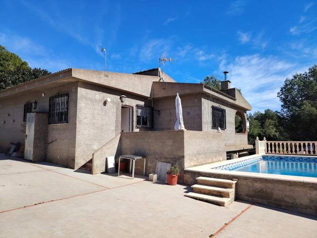 Casa-chalet en Alquiler en Olocau