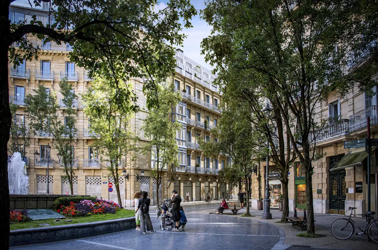 Flat for sale in Alfonso VIII Kalea, 3, Área Romántica