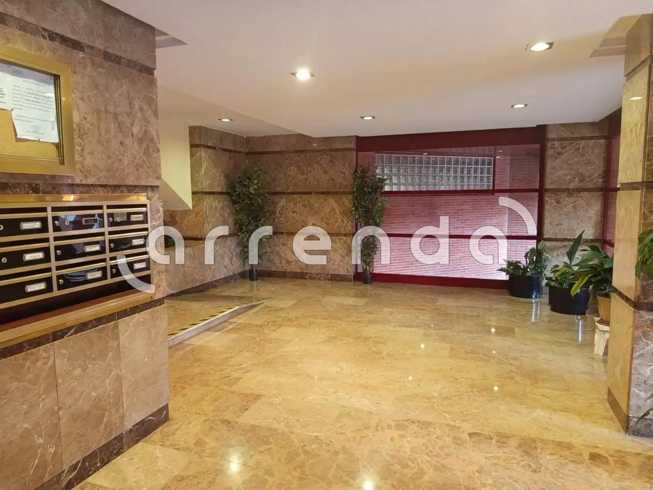 Garage for sale in Madrid