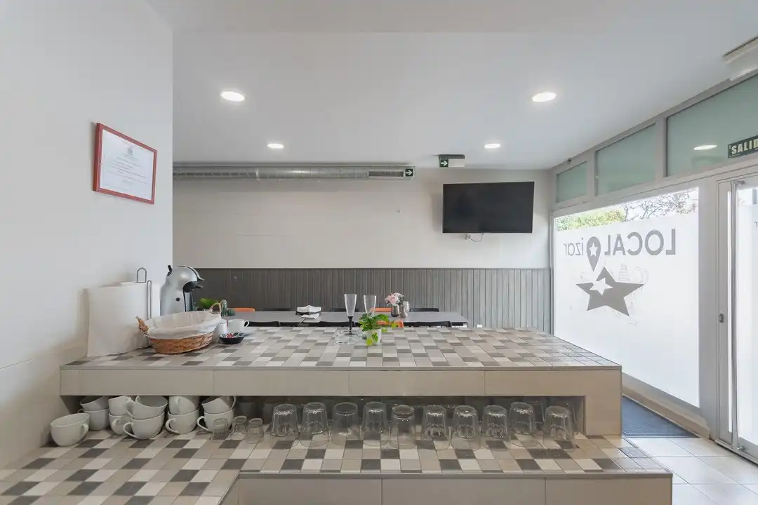 Cocina de Local en venta en Zizur Mayor / Zizur Nagusia con Amueblado