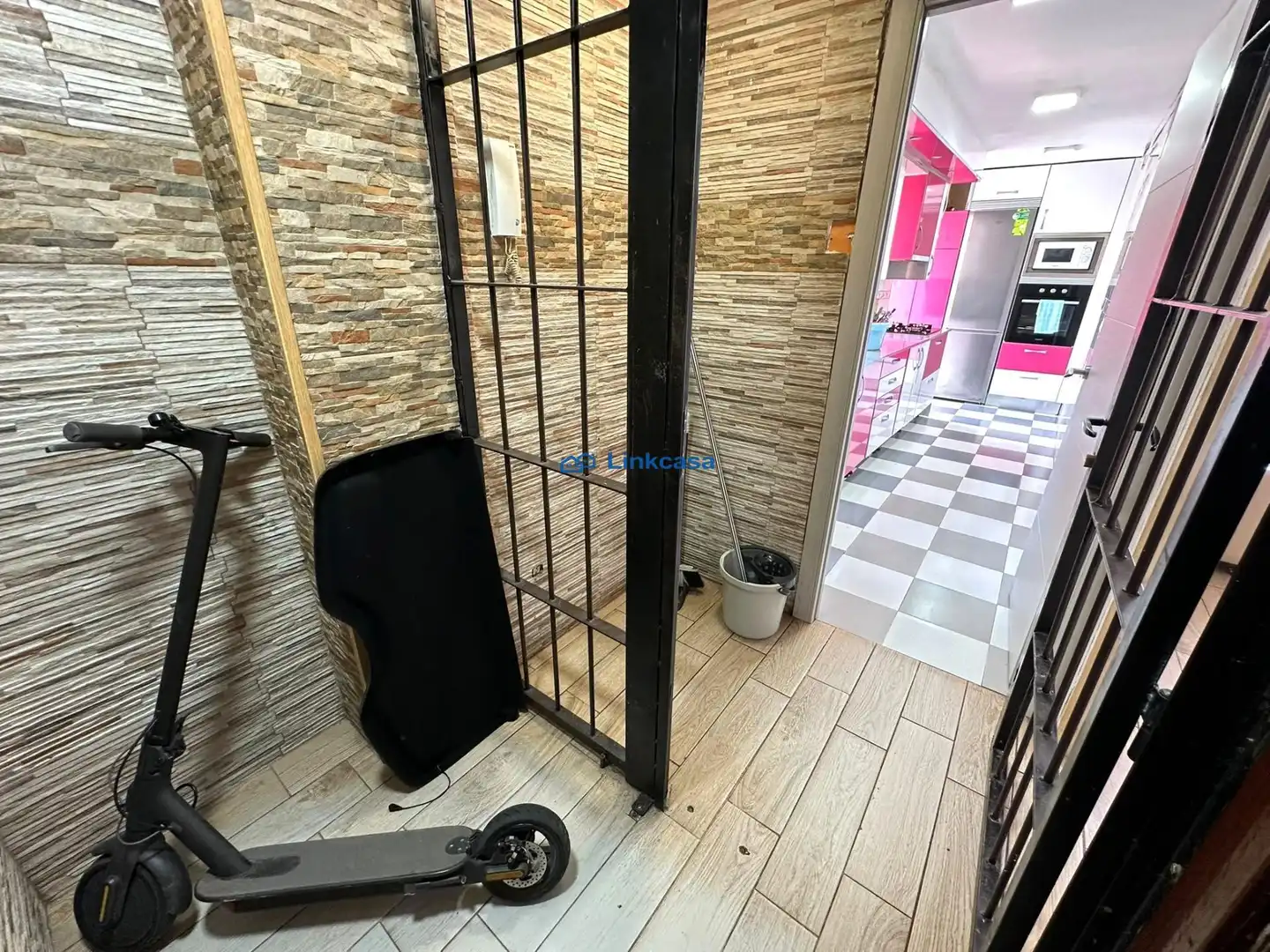 Flat for sale in Madrid  with Air Conditioner and Heating
