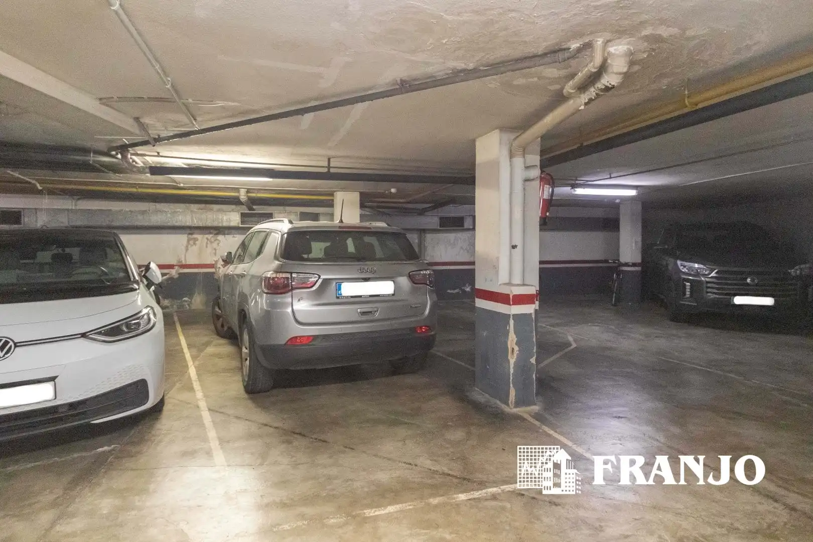 Parkplatz von Wohnung zum Verkauf in Barcelona mit Klimaanlage, Heizung und Terrasse