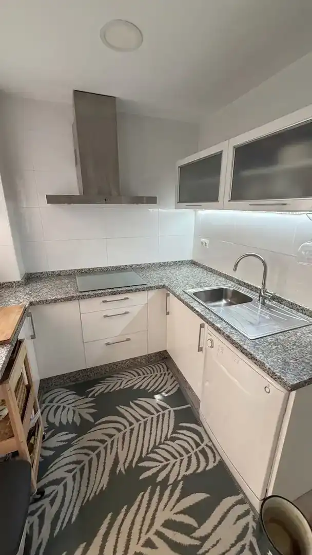 Cuina de Casa adosada en venda en Almonte amb Balcó