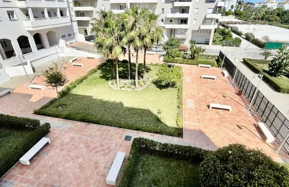Terrassa de Apartament en venda en Marbella amb Aire condicionat, Terrassa i Piscina