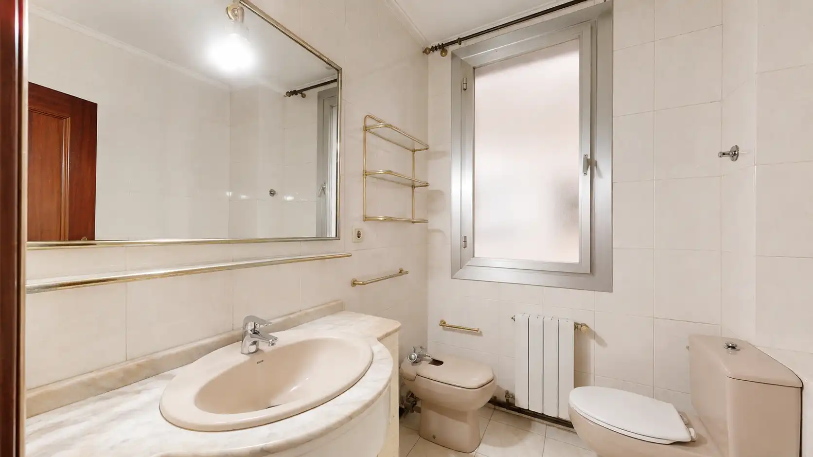 Bathroom of Flat for sale in Bilbao   with Heating