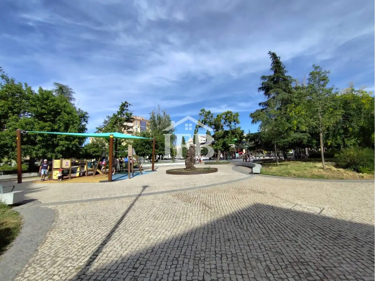 Vista exterior de Pis en venda en Badajoz amb Calefacció, Moblat i Balcó
