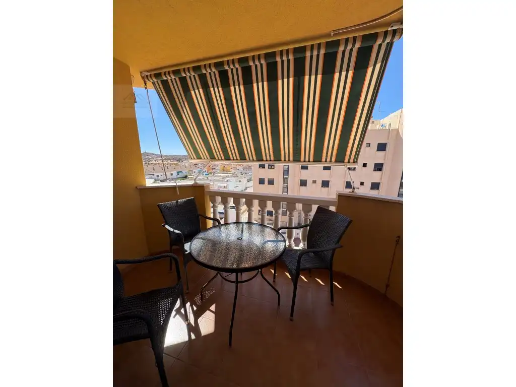Appartement avec ascenseur à louer à Calle Sierra de las Moreras
