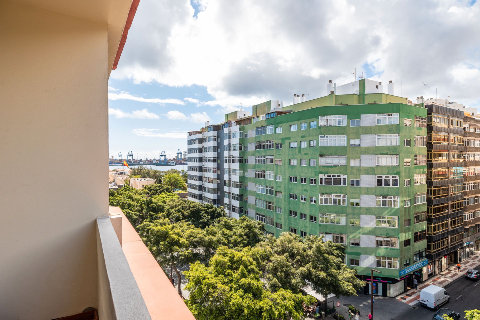 Vista exterior de Pis en venda en Las Palmas de Gran Canaria amb Terrassa
