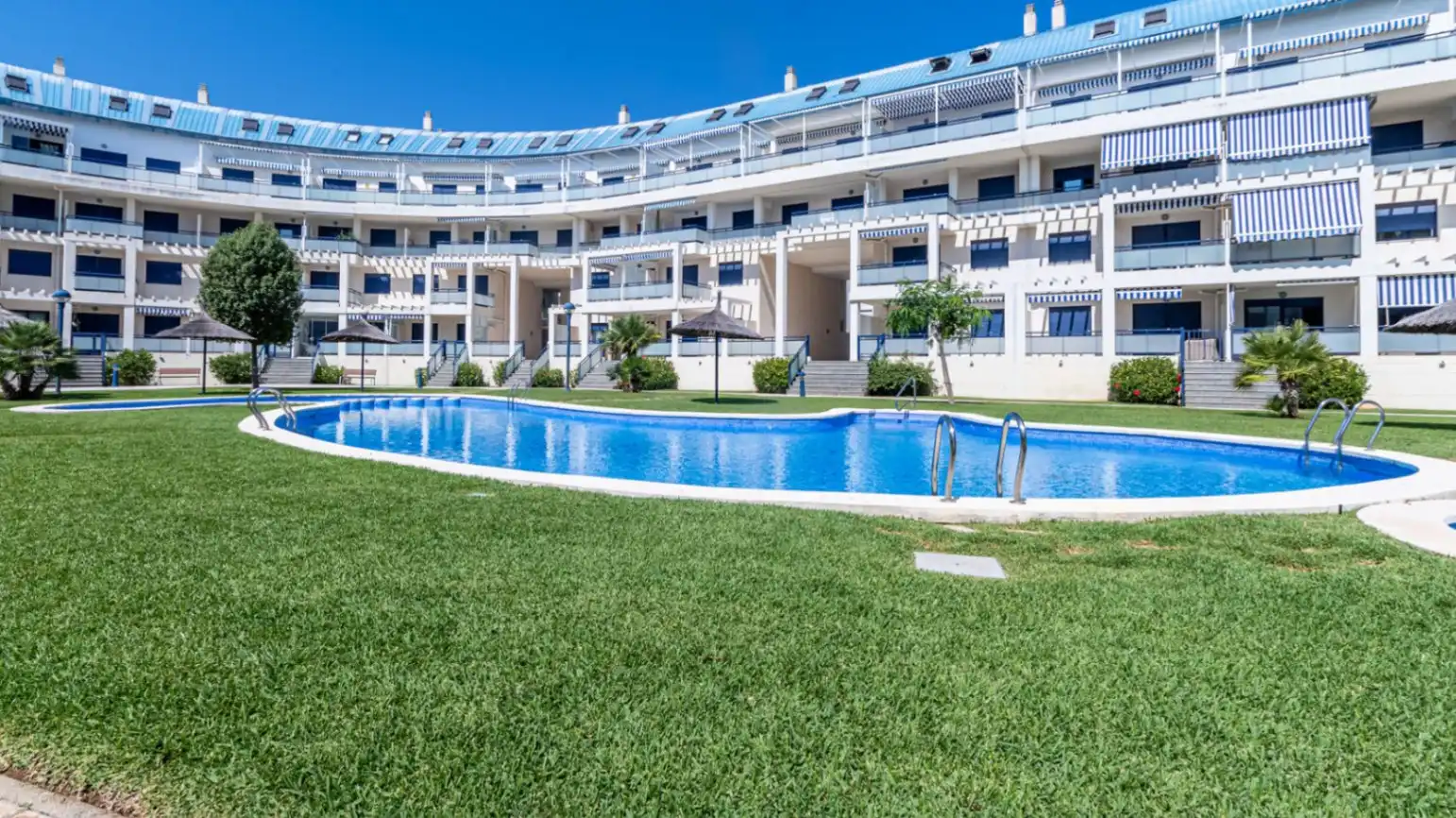 Penthouse with pool for sale in Las Marinas / Les Marines, imagen 21