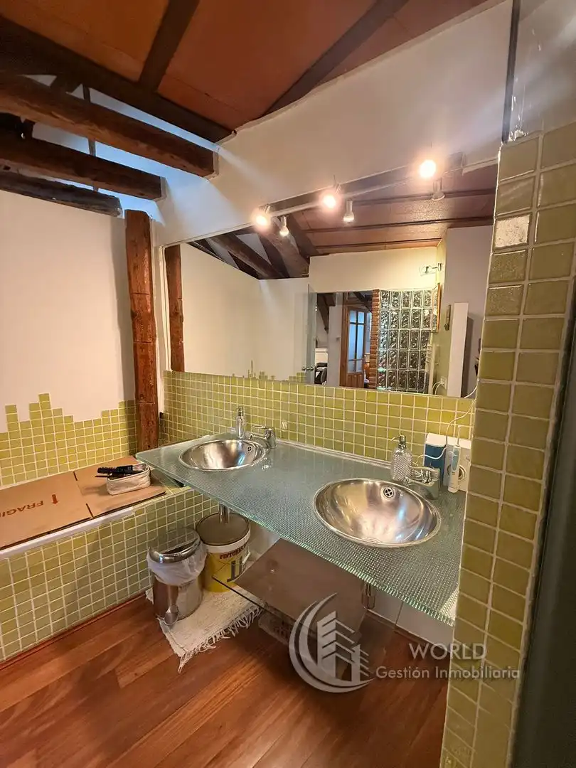 Badezimmer von Dachboden zur Miete in Madrid mit Klimaanlage, Heizung und Terrasse