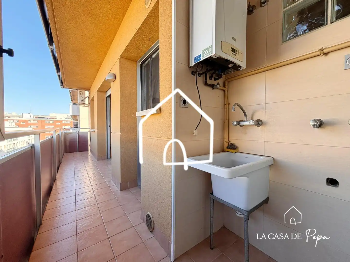 Terraza de Piso en venta en Viladecans con Aire acondicionado, Calefacción y Parquet