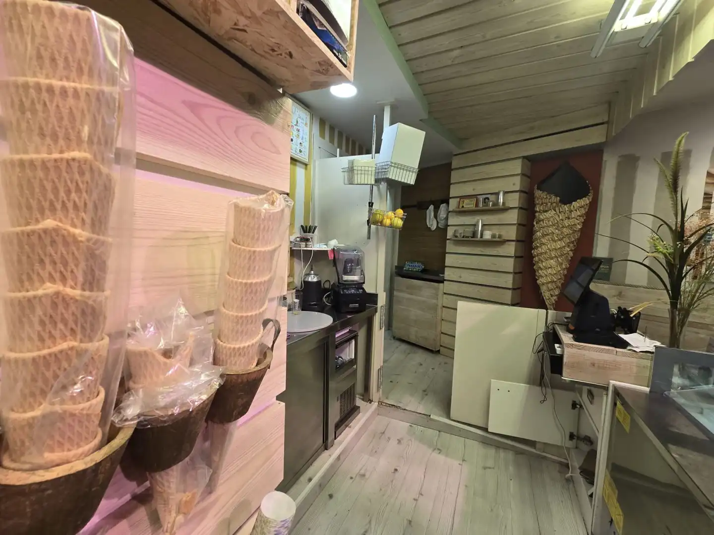 Business premises to rent in Eixample Nord, imagen 11