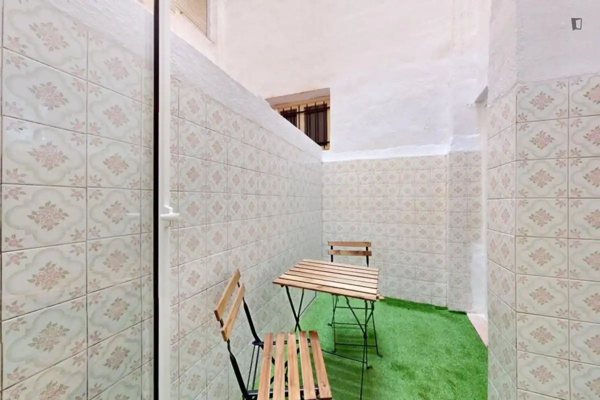 Room in Reina Victoria - Miguel Hernández