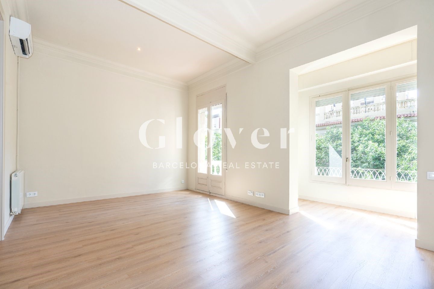 Vista exterior de Pis de lloguer en  Barcelona Capital amb Aire condicionat, Calefacció i Traster