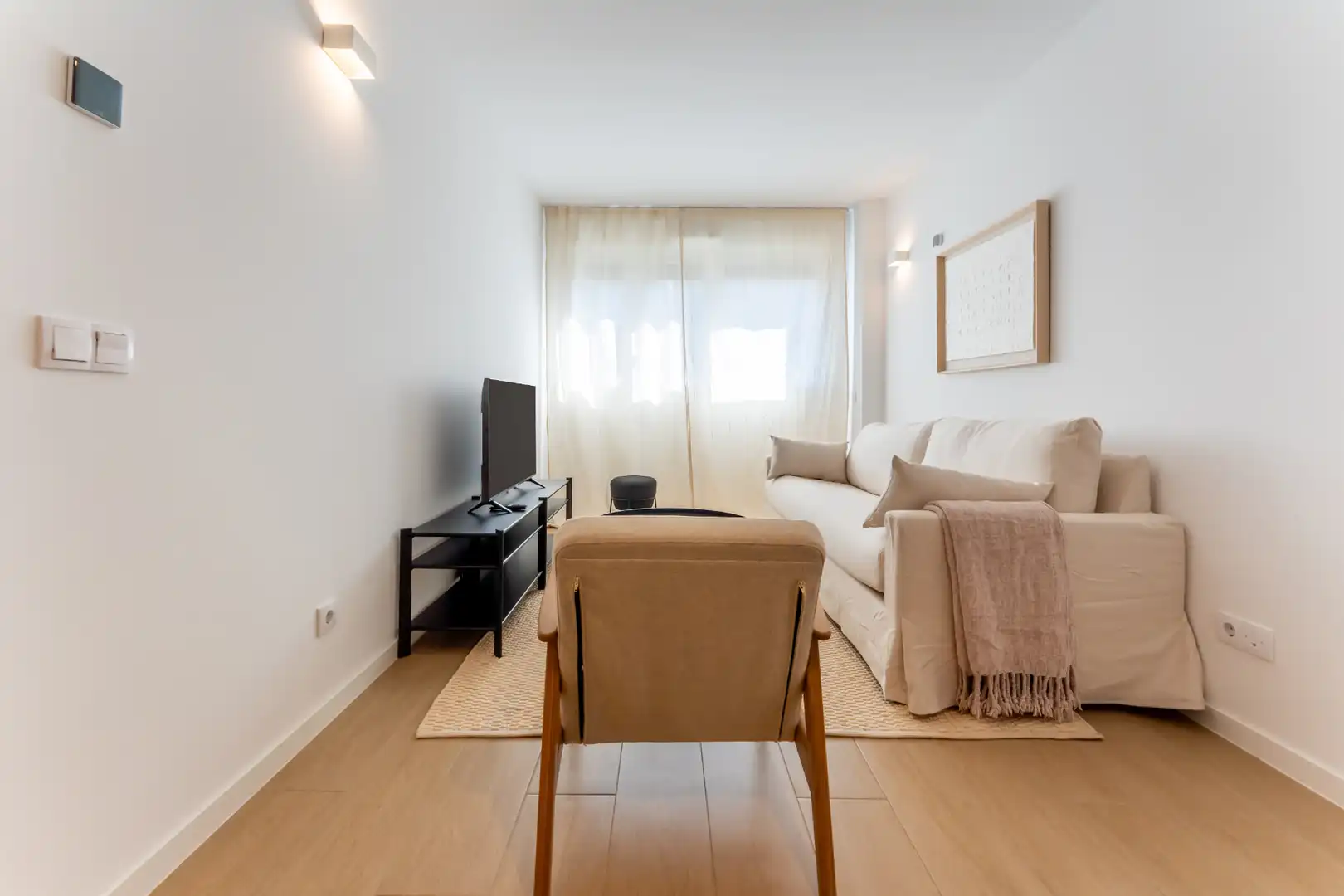 Living room of Apartments for rent in Madrid  with Air Conditioner, Heating and Storage room