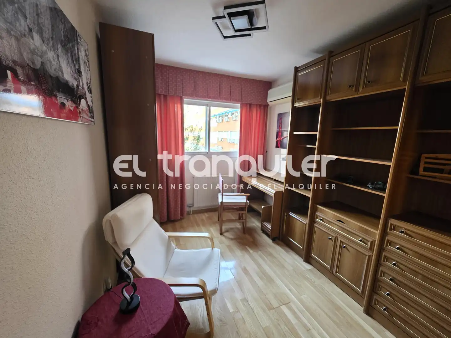 Habitación de Piso de alquiler en Madrid con Aire acondicionado, Parquet y Amueblado