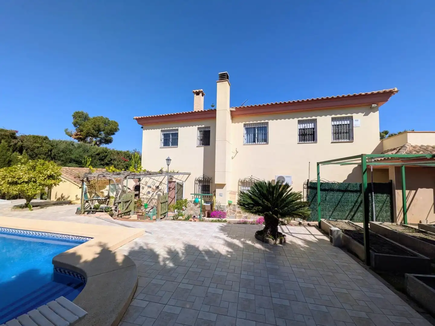 Jardín de Casa o chalet en venta en L'Alfàs del Pi con Aire acondicionado, Jardín privado y Terraza