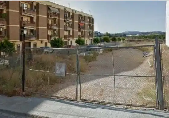 Terreny industrial en venda en Montroi / Montroy
