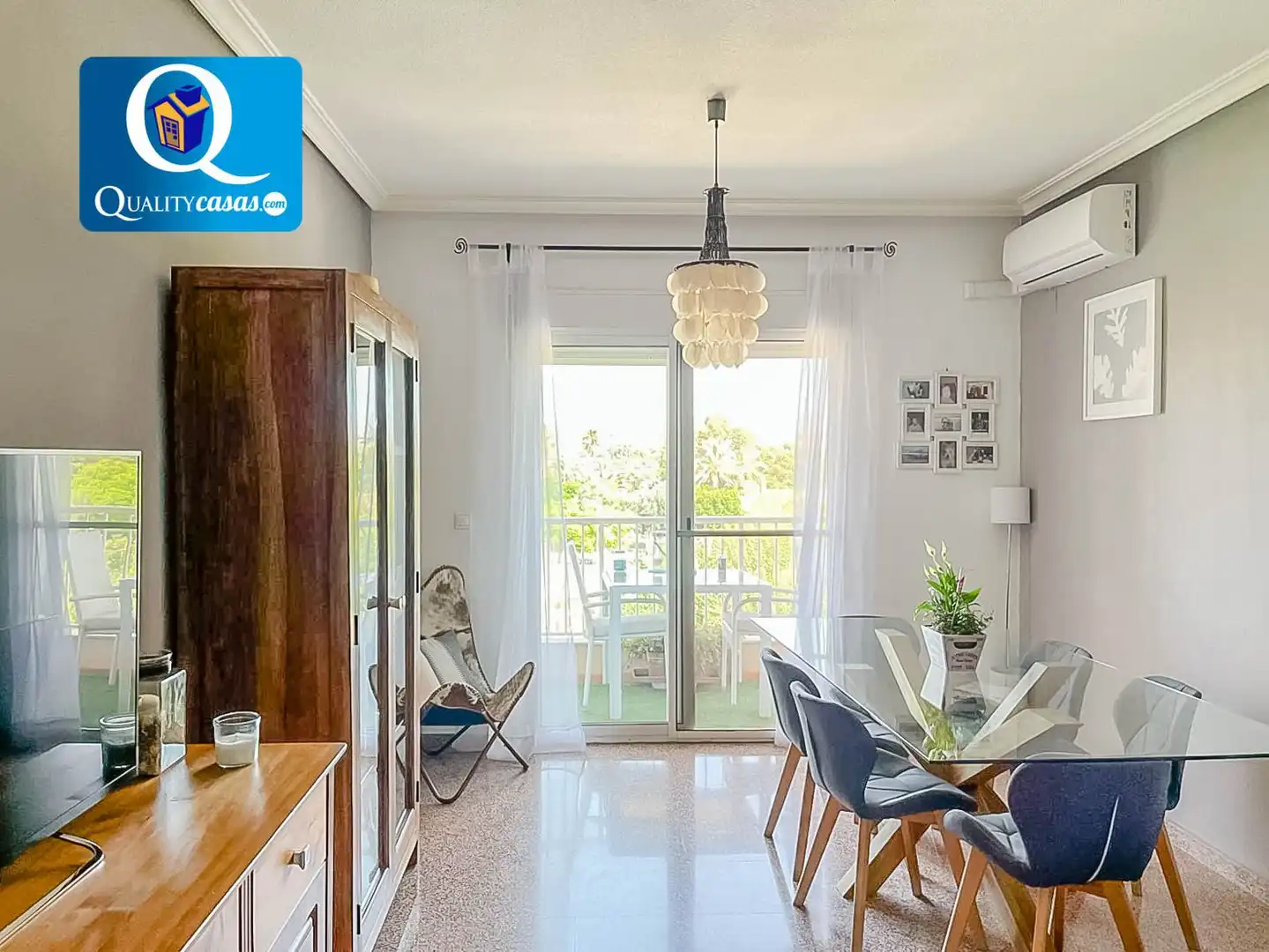 Menjador de Pis en venda en Alicante / Alacant amb Aire condicionat i Terrassa