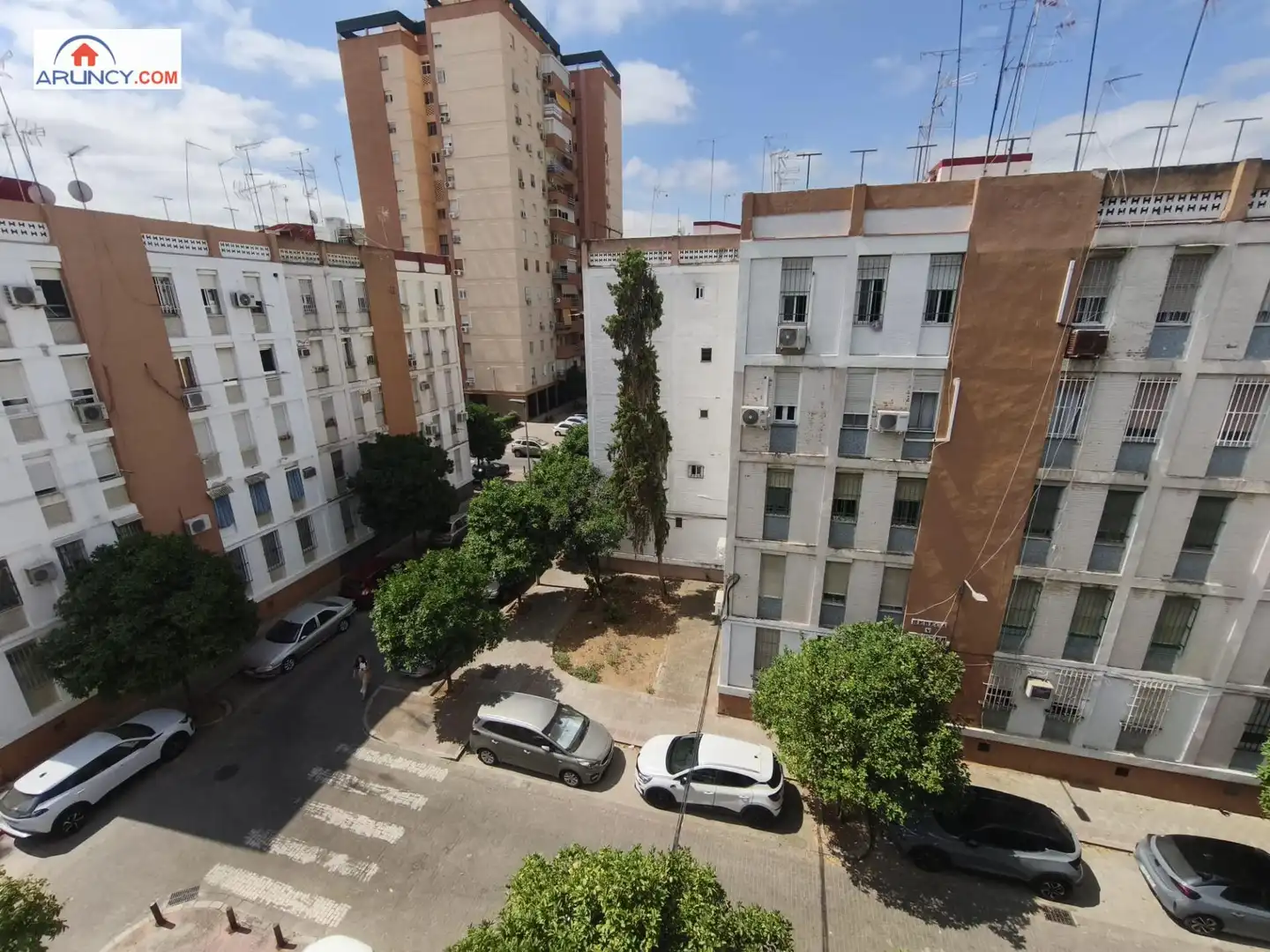 Vista exterior de Pis en venda en Sevilla amb Aire condicionat, Traster i Moblat