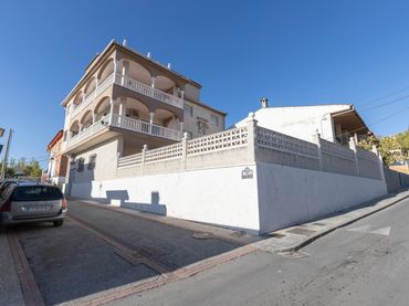 Semi-detached house with balcony for sale in FCO JOSE GARCIA JIMENEZ