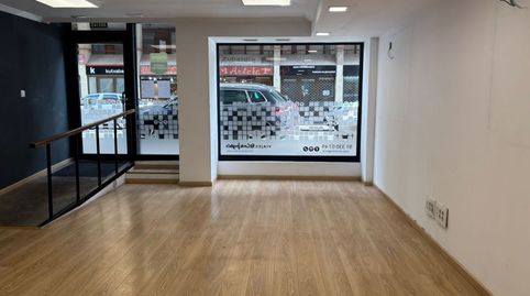 TOLOSA. Alquiler de Local Comercial en Calle Samaniego, junto a la Avda. de Navarra. Zona muy Comercial. Local Acondicionado, muy, imatge 2