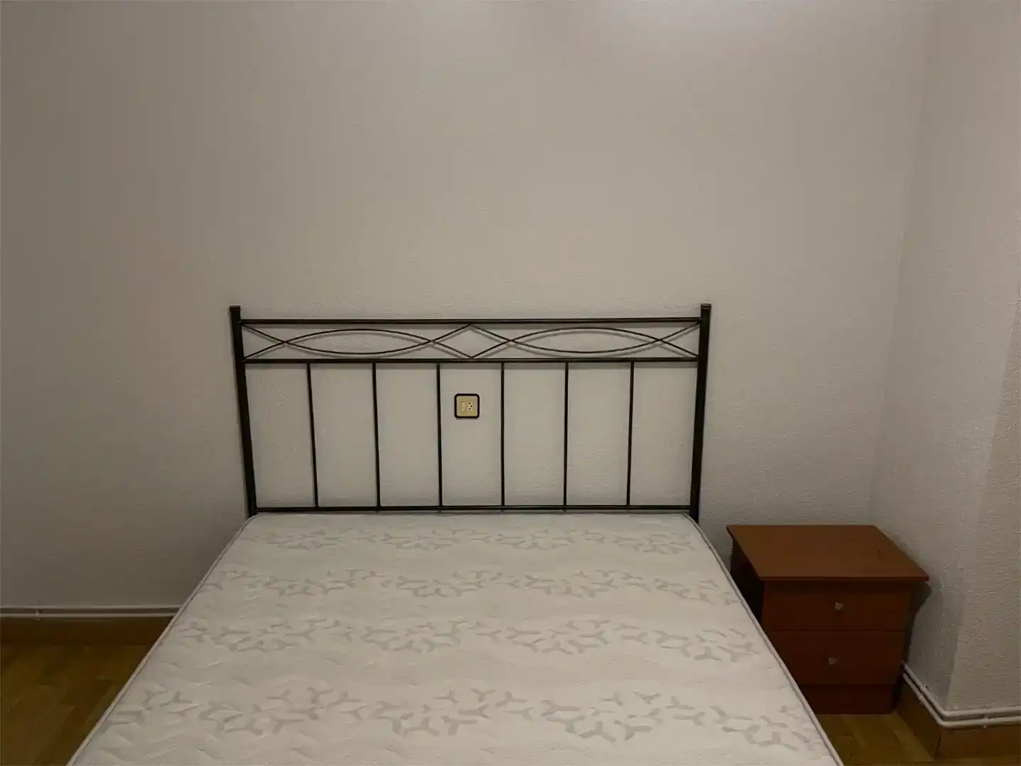 Schlafzimmer von Wohnung zur Miete in Vitigudino mit Parkett, Abstellraum und Möbliert