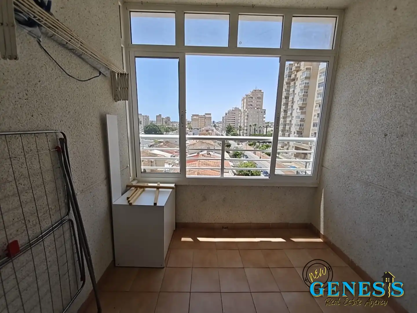 Habitación de Apartamento en venta en Torrevieja con Terraza, Amueblado y Lavadora