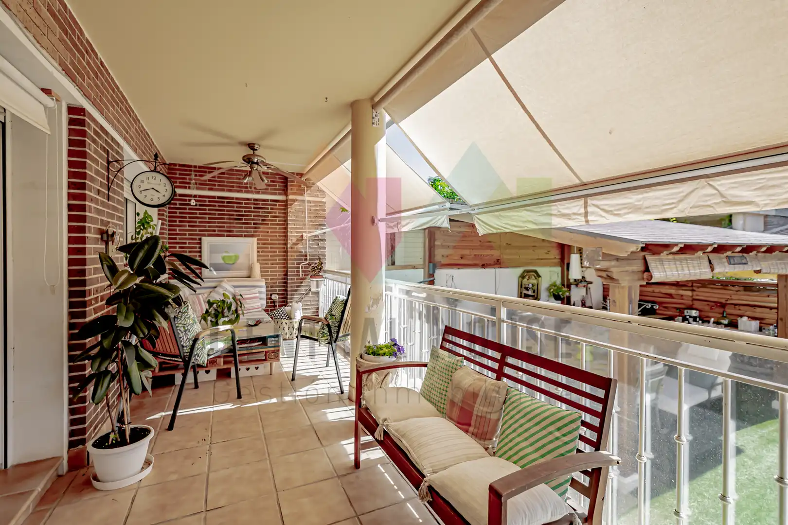 Terraza de Casa adosada en venta en Guadalajara con Aire acondicionado, Calefacción y Jardín privado