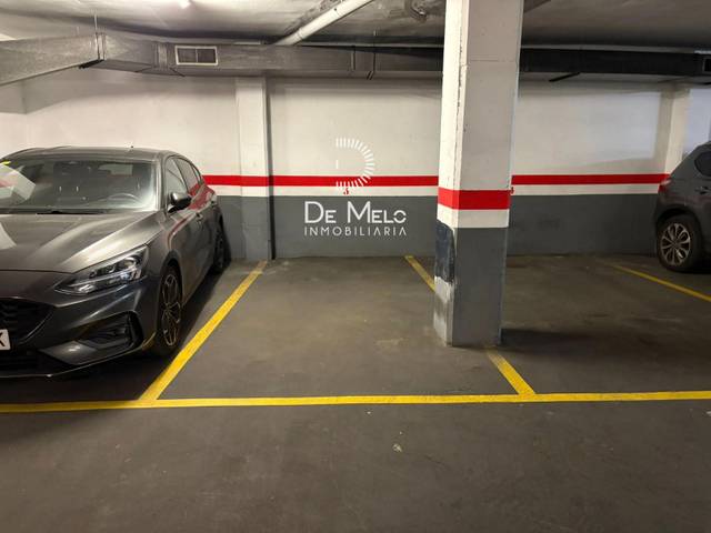 Garaje en Venta en Jaume Roig, 23 en Sants-Badal