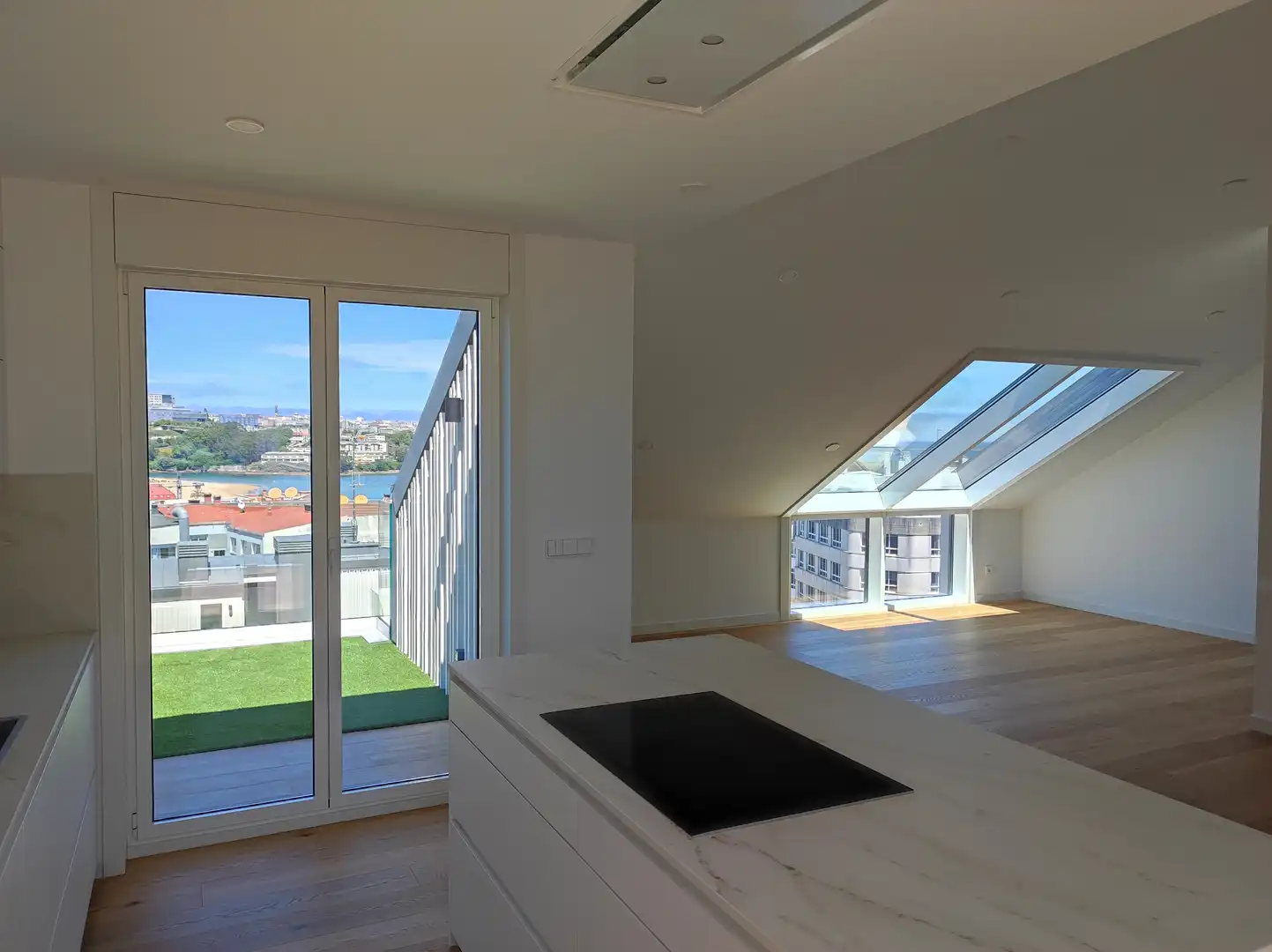 Duplex avec terrasse à louer à Avenida Ernesto Che Guevara, imagen 8