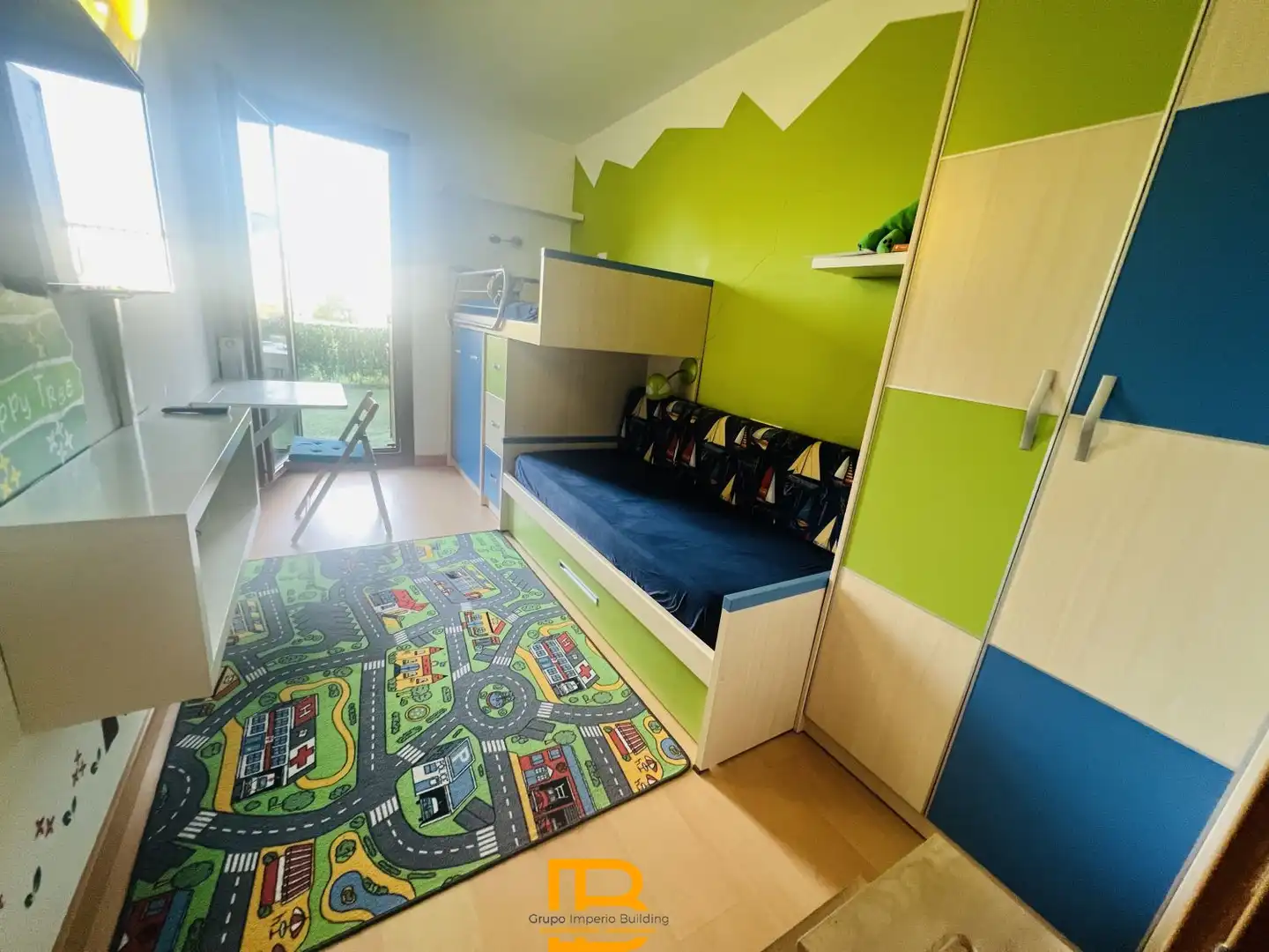 Habitación de Piso en venta en Villarcayo de Merindad de Castilla la Vieja con Calefacción, Parquet y Terraza