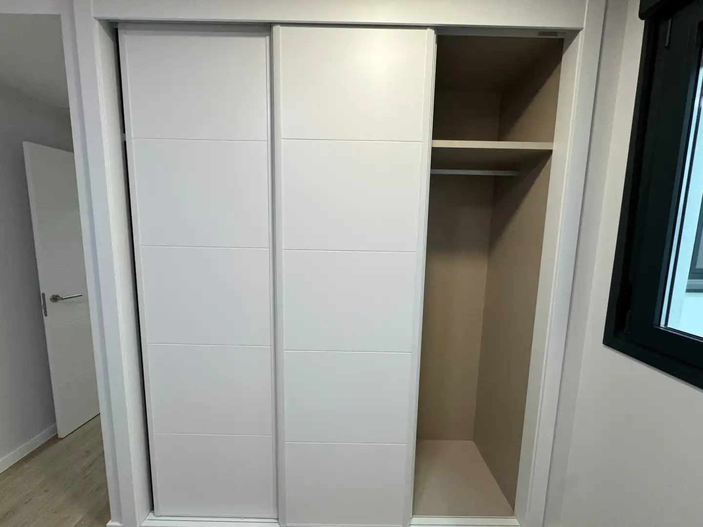 Schlafzimmer von Wohnung zur Miete in Málaga mit Klimaanlage, Terrasse und Abstellraum