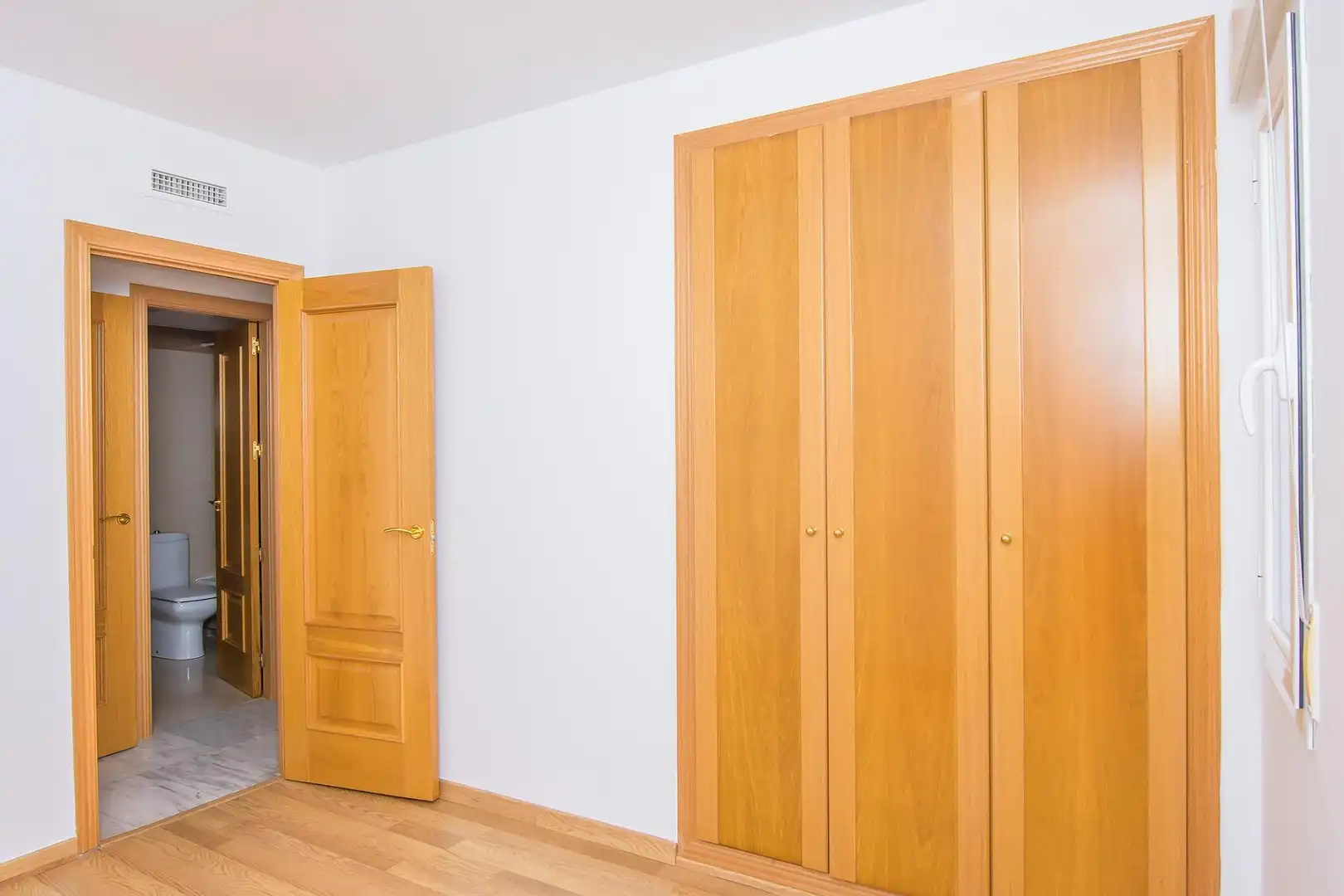 Habitación de Piso en venta en Carboneras con Balcón y Piscina comunitaria