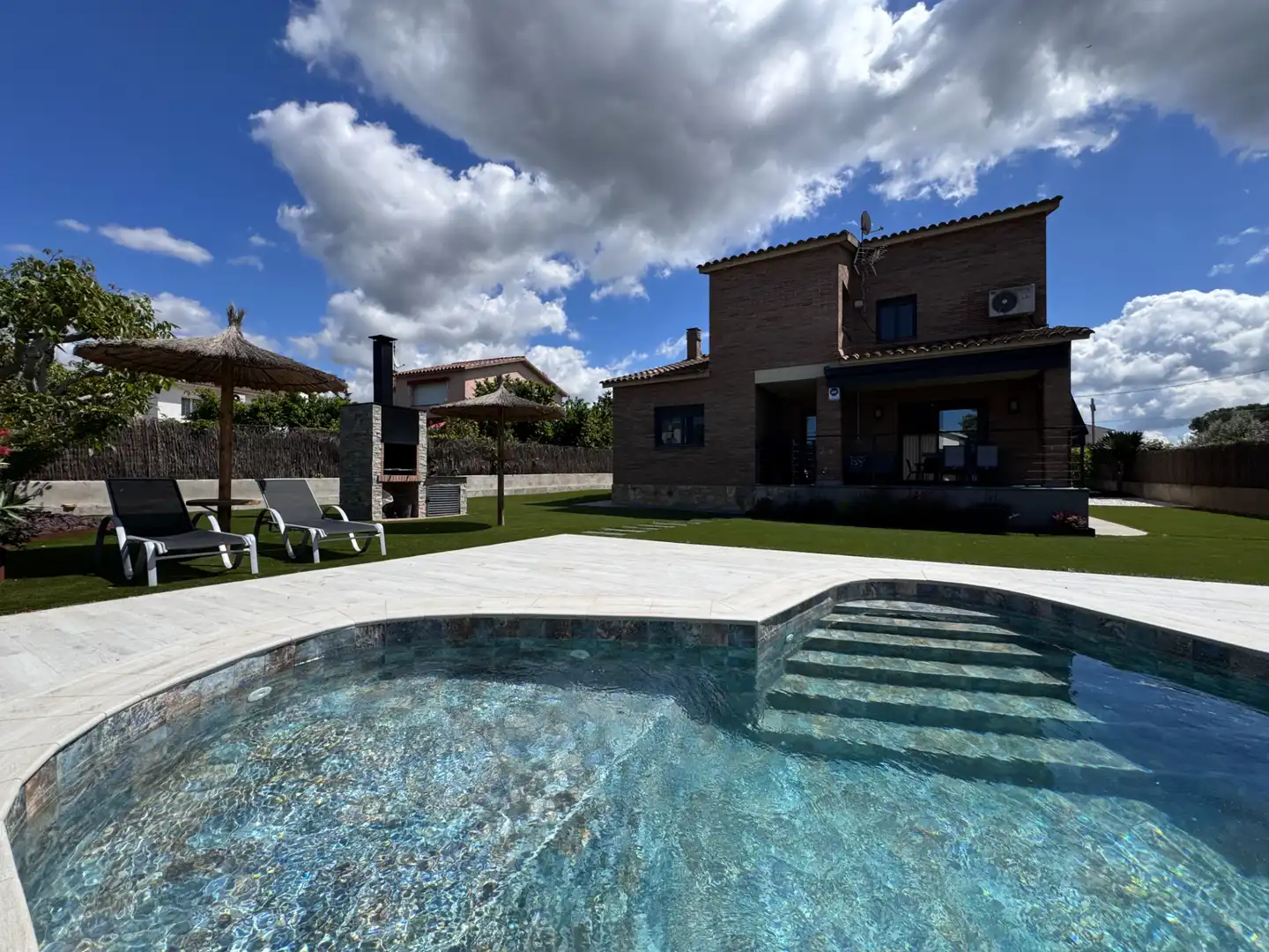 Piscina de Casa o xalet en venda en Cardedeu amb Aire condicionat, Calefacció i Jardí privat