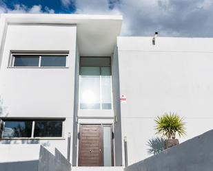 Exterior view of House or chalet to rent in Paterna  with Air Conditioner, Heating and Private garden