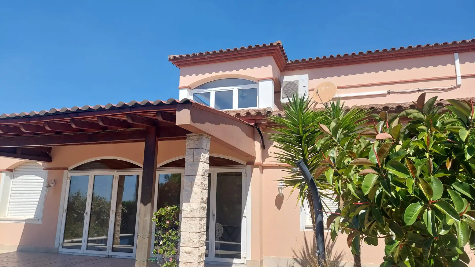 Vista exterior de Casa o chalet en venta en Mont-roig del Camp