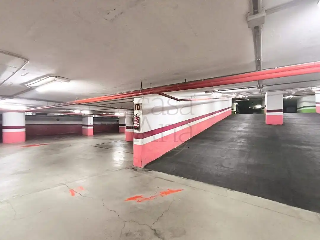 Parkplatz von Garage zur Miete in Bilbao 