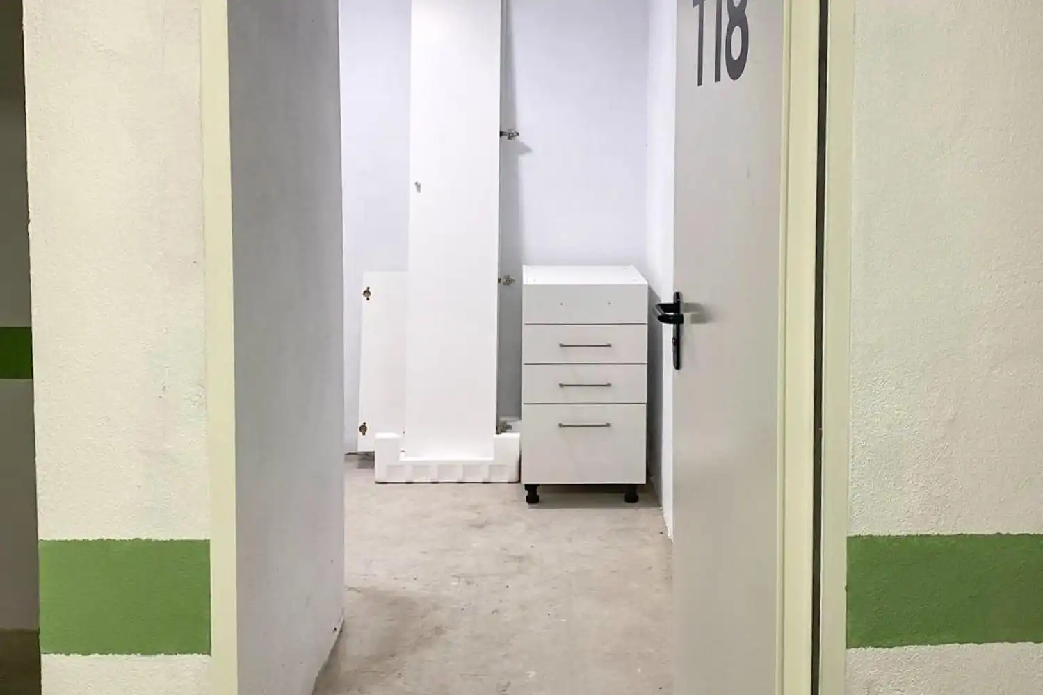 Flat for rent in Madrid  with Terrace and Storage room