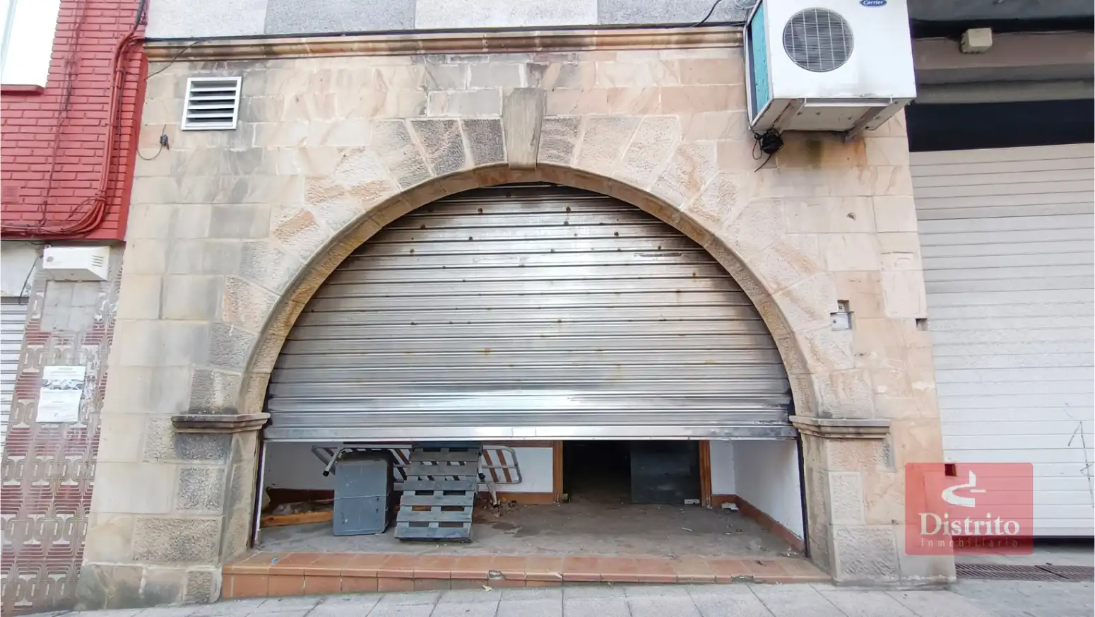 Business premises for sale in El Astillero - Bernardo Lavín, imagen 2
