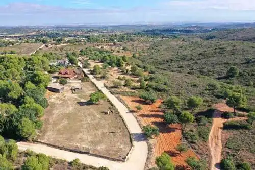 Terreny residencial en venda a Montserrat