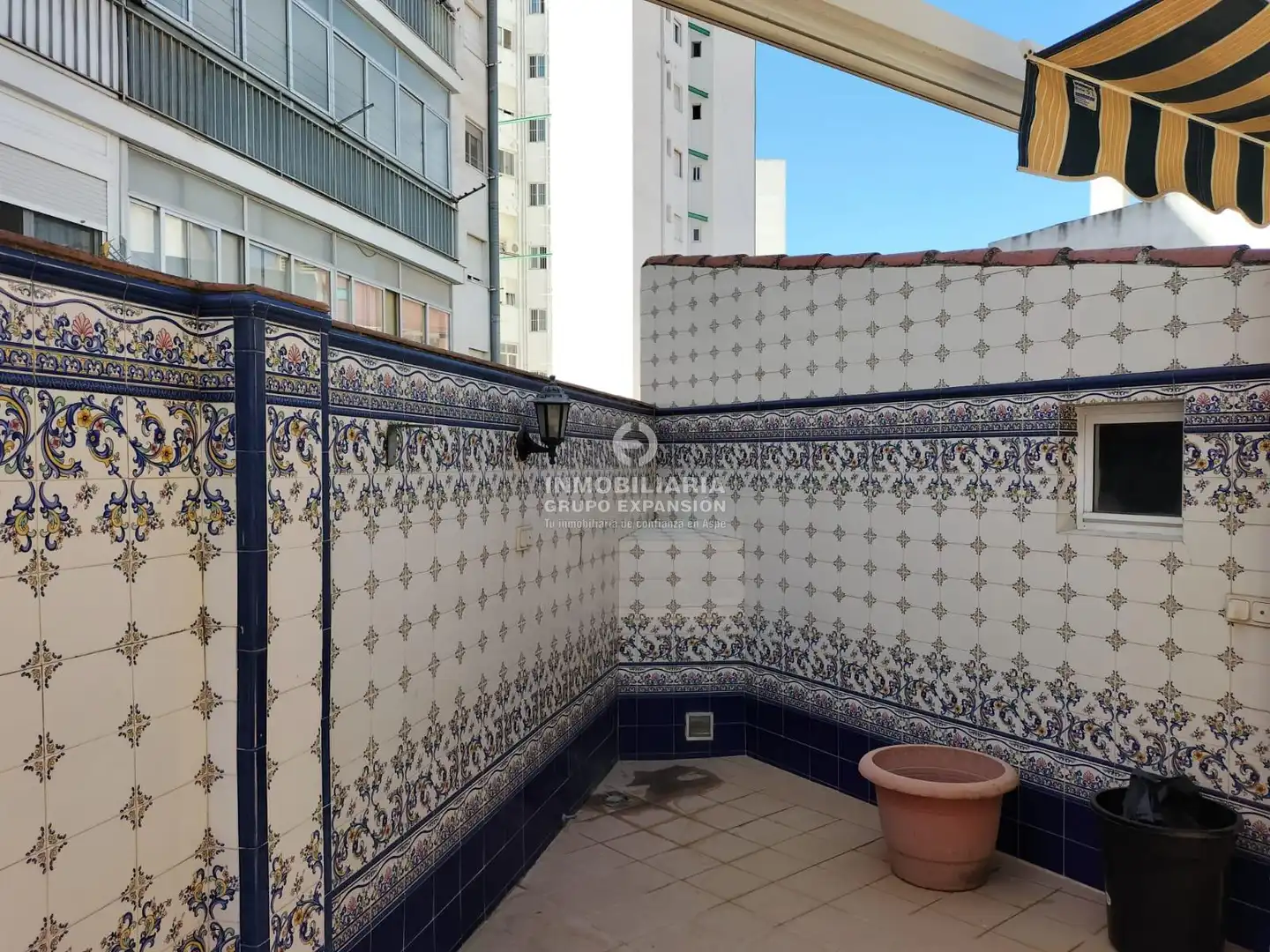 Terrace of Duplexes for sale in Villena  with Air Conditioner, Terrace and Storage room
