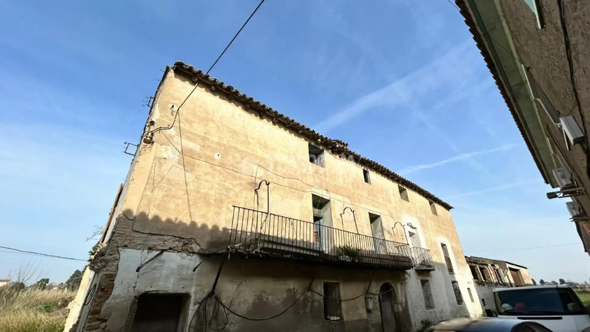 Exterior view of Country homes for sale in  Zaragoza Capital