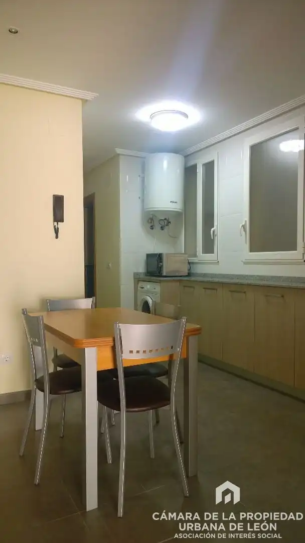 Kitchen of Flat for rent in León Capital   with Heating, Terrace and Furnished