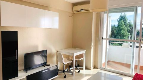 Foto 3 de Estudio de alquiler en Los Remedios, Sevilla Capital